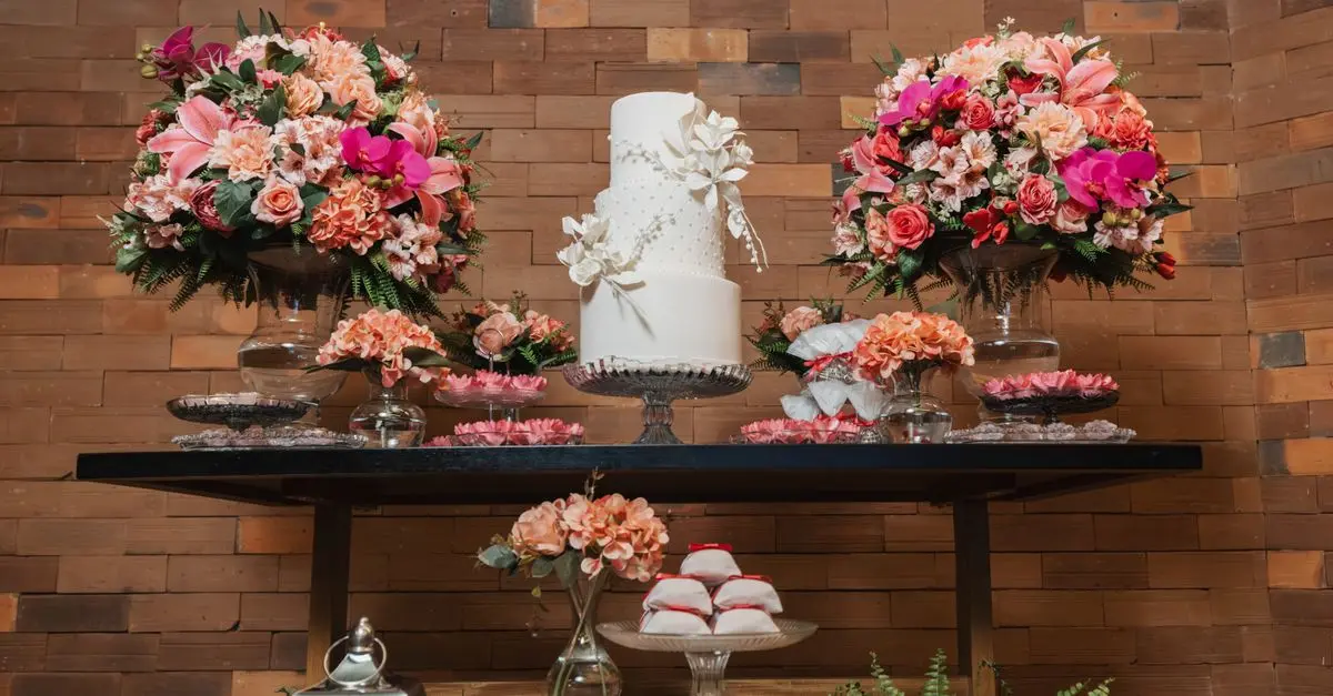 Comment réaliser un gâteau de mariage inoubliable